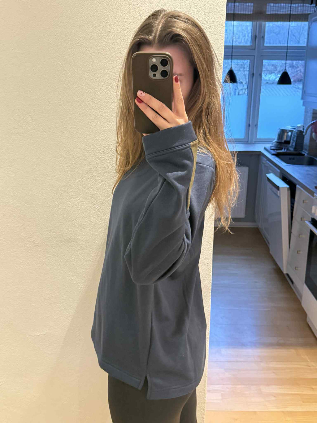Langærmet Sweatshirt Unisex - Mørkeblå | Komfortabel & Stilfuld